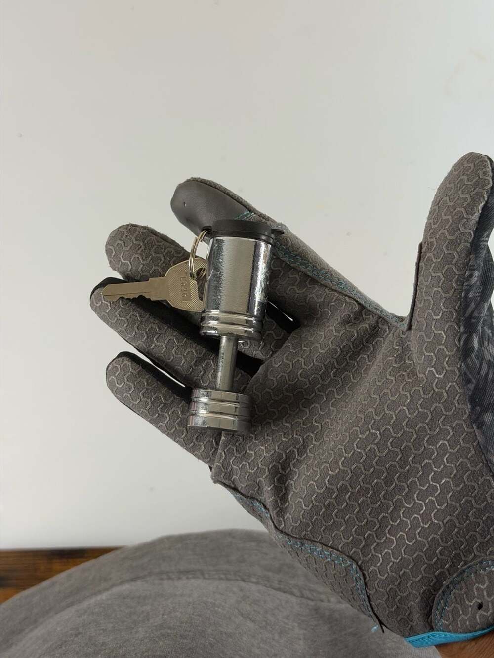 Master Lock Chrome Deadbolt Trailer Coupler Latch Lock with Key